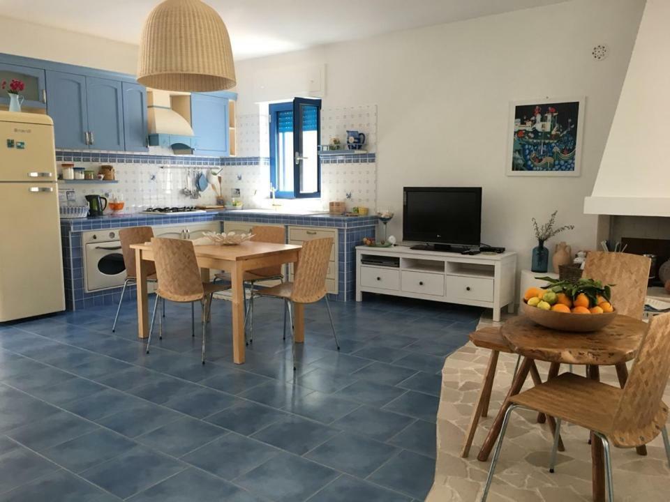 Вилла Casa Maresole Маттината Экстерьер фото